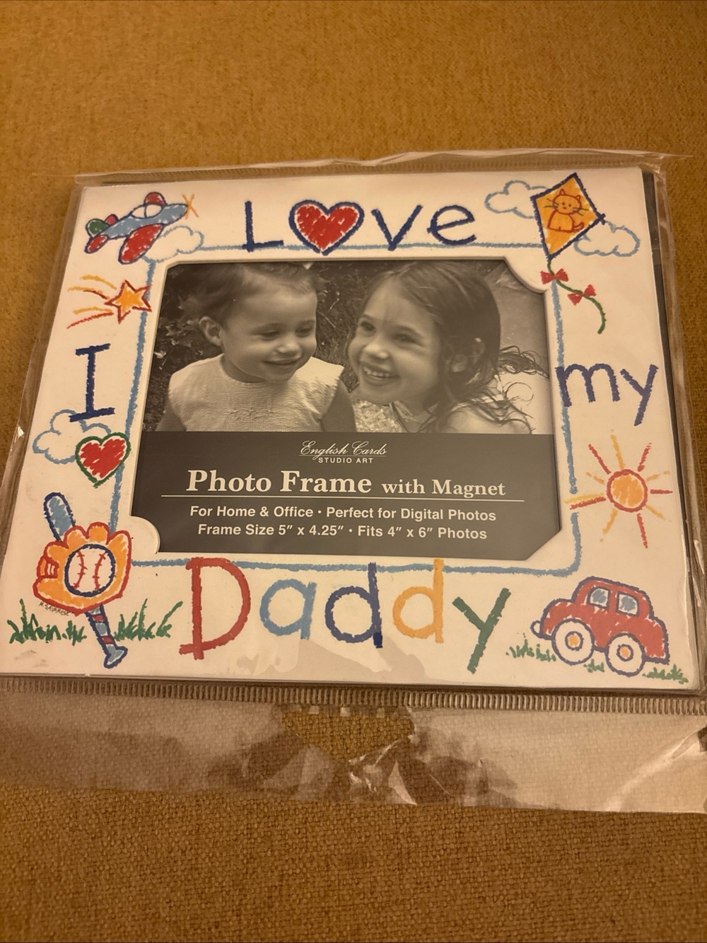 Studio Art 'Love Daddy' Colorful Kids Photo Frame with Magnet